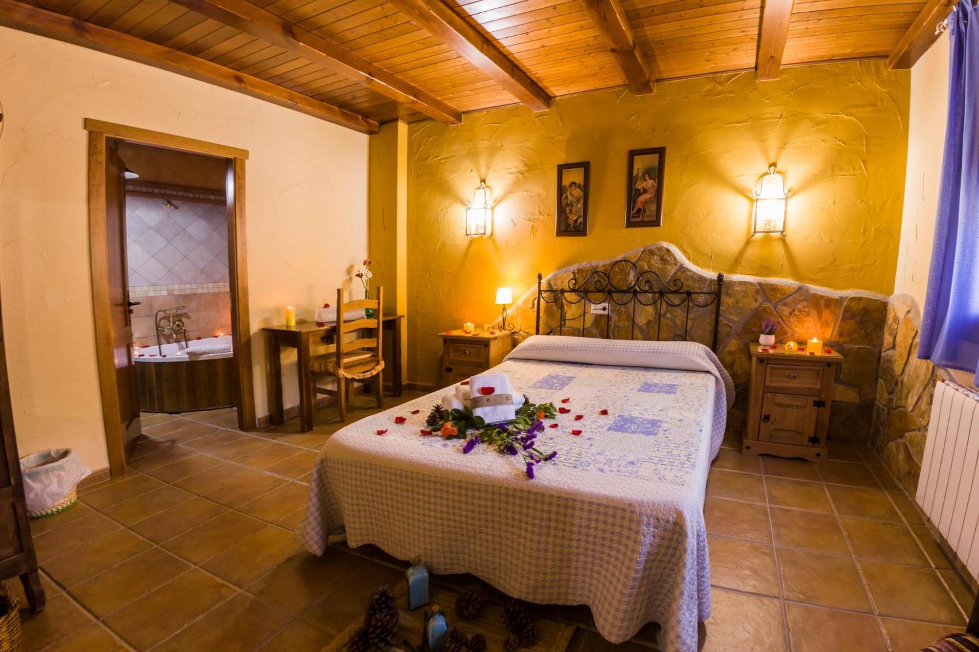 Apartamentos La Granja Hinojares 외부 사진