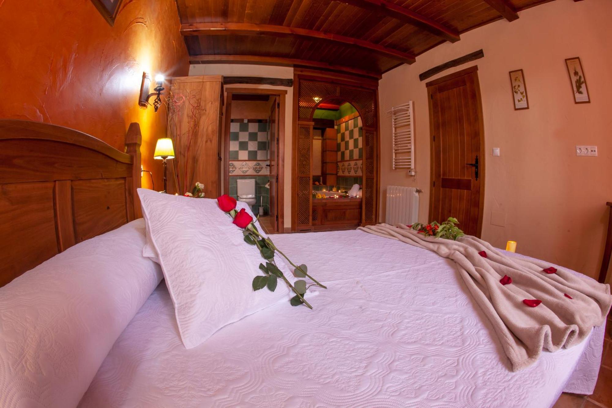 Apartamentos La Granja Hinojares 외부 사진
