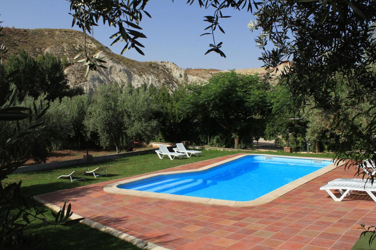 Apartamentos La Granja Hinojares 외부 사진