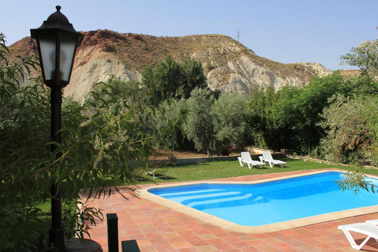 Apartamentos La Granja Hinojares 외부 사진